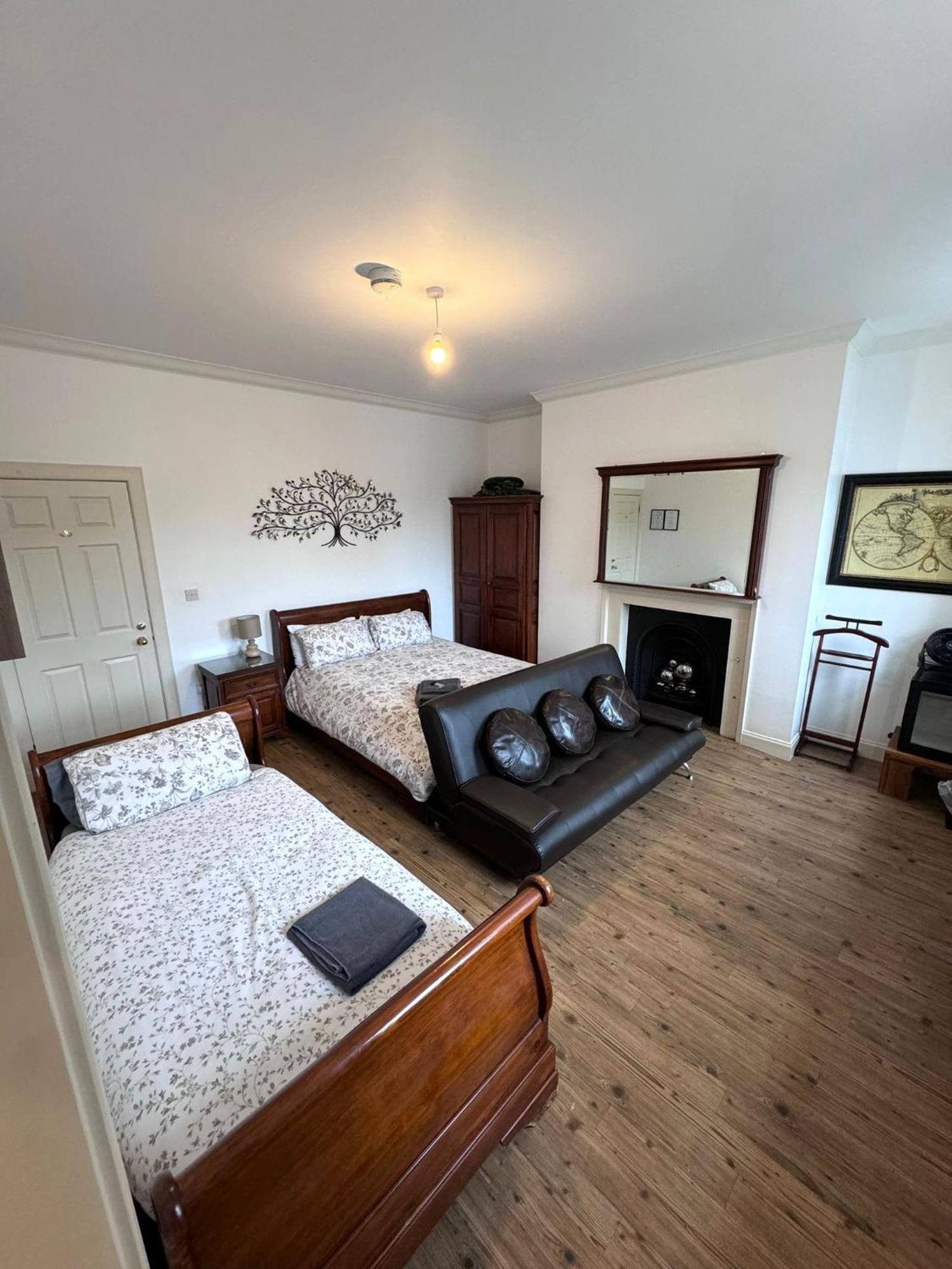 Parade School Guest Rooms Berwick Upon Tweed Exteriör bild